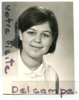 - Photo - Portait - Jeune Fille DEMONCHEAU -  Photographe De Roubaix, Années 1960, Dim : 8 X 6.2. Cm, TBE, Scans, - Geïdentificeerde Personen