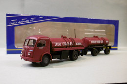 REE - PANHARD MOVIC Citerne Vin + Remorque Louis Charles Béziers Réf. CB-098 Neuf NBO HO 1/87 - Road Vehicles