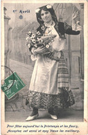 CPA Carte Postale  France  1er Avril Une Femme Et Son Panier Fleuri Avec Un Poisson : Pour Fêter Aujourd''hui...VM58303 - 1er Avril - Poisson D'avril