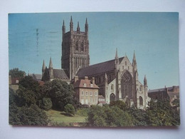 R98 Postcard Worcester - The Cathedral - 1964 - Worcester