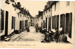 CPA ÉTAPLES - Une Rue De Pécheurs (267796) - Etaples