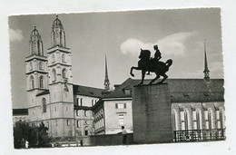 AK 088543 SWITZERLAND - Zürich - Waldmann-Denkmal Mit Grossmünster - Wald