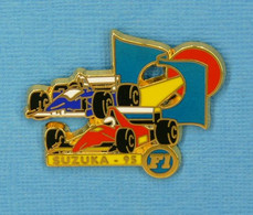1 PIN'S //  ** F1 / " SUZUKA " GRAND PRIX DU JAPON '95 / WILLIAMS RENAULT / FERRARI ** . (JFG MIAMI) - F1