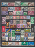 142 TIMBRES IRLANDE OBLITERES & NEUFS** + SANS GOMME DE 1922 à 1981  Cote : 129,25 € - Usados