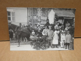 CHAROST (18) Carte Photo Cavalcade Attelage Char Landau Belle Animation - Other & Unclassified