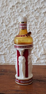 MIGNONNETTE  OUZO GRECE CARYATIDES - Miniflesjes