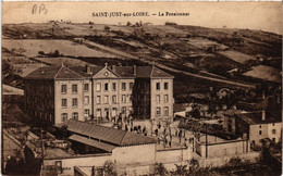 CPA St-JUST-sur-LOIRE - Le Pensionnat (580877) - Saint Just Saint Rambert