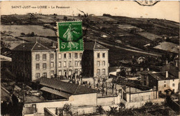 CPA St-JUST-sur-LOIRE - Le Pensionnat (580878) - Saint Just Saint Rambert