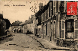 CPA CHÉROY - Rue De La République (658819) - Chevannes