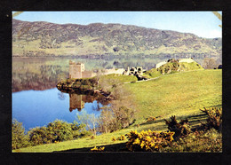 Ecosse - Urquhart Castle, Loch Ness, Lnverness-shire - Reflet Du Château Dans L'eau Et Ruines - Inverness-shire
