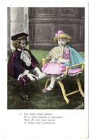 Enfants : Scène : Couple D'enfants : Fillette Assise Avec éventail : Enfant Déguisés " Une Reine Serait Jalouse " - Scènes & Paysages