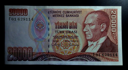 A7  TURQUIE   BILLETS DU MONDE   TURKEY BANKNOTES  20000 LIRASI 1970 - Turquie