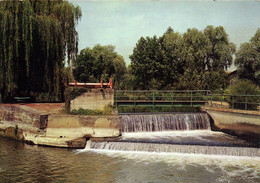 Le Vaudreuil - La Chute D'eau Sur L'Eure - Le Vaudreuil