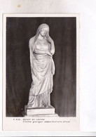 CPA PHOTO , FEMME GRECQUE  STATUE FUNERAIRE - Sculptures