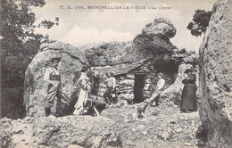 CPA France - Hérault - Montpellier Le Vieux - La Citerne - Animée - Roches - Tenues D'époques - Montpellier