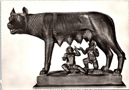 (1 M 23) Italy - B/W - Wolf- Loup - Luppa - Sculptures