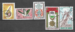 E 68 Archipel Des Comores 5 Timbres Obl. - Oblitérés