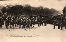 CPA PARIS Le Roi Et La Reine D'Italie Escorte Du Président (305508) - Recepciones