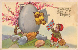 CPA PÂQUES - Joyeuses Pâques - Un Petit Garçon Apporte Une Enveloppe à Des Ppoussins Dans Un Oeuf - Deganni 954 - Ostern