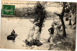 CPA Besse - LesBords Du Lac Pris Des Rochers (295892) - Besse-sur-Issole