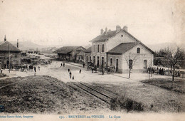 88  BRUYERES EN VOSGES     -272-  La Gare - Bruyeres