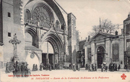 CPA France - 31 - TOULOUSE - Entrée De La Cathédrale St Etienne Et La Préfecture - Toulouse