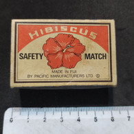 Caja Matchbox Fósforos Hibiscus Safety Match – Origen: Fiji – Usada Con Fósforos - Boites D'allumettes