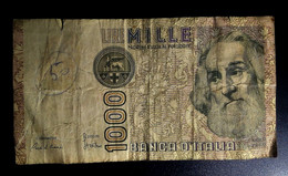 A7  ITALIE   BILLETS DU MONDE   ITALIA  BANKNOTES  1000  LIRE 1982 - [ 9] Colecciones