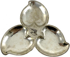 Arabische Blütenschale Sterlingsilber 925/1000 Mit Arab. Herstellerpunze Mit Der Bedeutung "Segen". 30 Cm Durchmesser; 4 - Andere & Zonder Classificatie