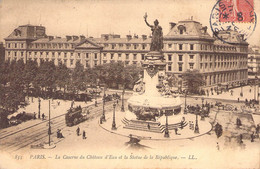 CPA France - Paris La Caserne Du Château D'Eau Et La Statue De La République - L. L. - Oblitérée 1906 - Animée - Place - Statues