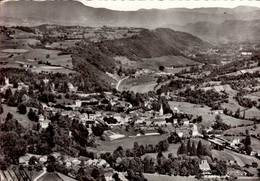 SAINT-GEOIRE-EN-VALDAINE  ( ISERE )   VUE AERIENNE. LA VALLEE DE L ' AINAN ET LES MONTS DE SAVOIE ET DU JURA - Saint-Geoire-en-Valdaine