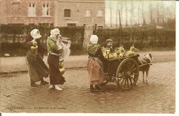 CP Les LAITIERES ( Le Retour A La Ferme ) Attelage Avec Chien ( Dorure ) - Marchands