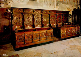 SAINT-GEOIRE-EN-VALDAINE  ( ISERE )   INTERIEUR DE L ' EGLISE . LES STALLES - Saint-Geoire-en-Valdaine