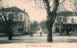 84 / VALREAS / AVENUE DE LA GARE - Valreas