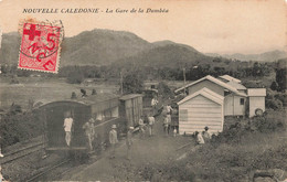 CPA NOUVELLE CALEDONIE - La Gare De La Dumbea - Noir Et Blanc - Tres Animé - RARE - Nieuw-Caledonië