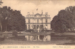 CPA France - Val De Marne - Choisy Le Roi - L'Hôtel De Ville - N. D. Phot. - Cadou Et Beque - Oblitérée 1915 - Militaire - Choisy Le Roi