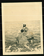 Orig. Foto Um 1930 Junges Mädchen, Lolita, Badeanzug Strand, Sweet Young Girl Swimsuit, Jeune Fille, Maillot De Bain - Personas Anónimos
