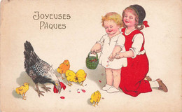 CP Fantaisie - Joyeuses Paques - Enfants Donnant Du Grain Aux Poules - Pasqua