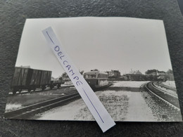 SNCF : Photo Originale J BAZIN 10 X 15 Cm : Autorail Reseau Breton à LOUDEAC (22) Le 01/08/1958 - Trains