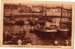 CPA La TURBALLE-sur-MER - Le Mouvement Du Port A L'arrivée (242994) - La Turballe