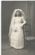 Jeune Fille Communionante ( Photo Carte - Communion