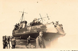 Lot De 32 Petites Photographies De Soldats Allemands à Dunkerque - épave - Bateau Echoué - Guerre - - Oorlog, Militair