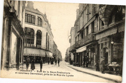 CPA ROANNE - Rue De LaSous-Préfecture Et Nouveau Carrefour Pris De... (225446) - Roanne