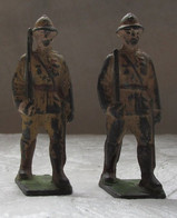 Figurines Vintage 1952-1954 Quiralu Lot De Deux Soldats Type Anglais 1er Guerre Hauteur 59 Mm  Plomb Creux - Quiralu