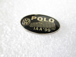 PIN'S    VOLKSWAGEN   POLO  IAA 99 - Volkswagen