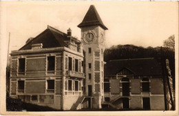 CPA St-CYR-sur-LOIRE La Mairie (253512) - Saint-Cyr-sur-Loire