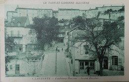 C. P. A. : 82 : LAUZERTE : Faubourg Dauriac, Grand Escalier, Animé - Lauzerte