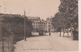 57 - THIONVILLE - ENTREE DE LA VILLE - TRAMWAY PLACE DU LUXEMBOURG - Thionville