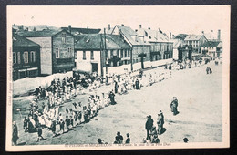 Carte Postale Originale De Saint-Pierre Et Miquelon 1900/1920 "St Pierre Le Jour De La Fete Dieu" TTB - Saint-Pierre E Miquelon