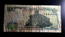 A7  INDONESIE    BILLETS DU MONDE    INDONESIA BANKNOTES  500 RUPIAH 1988 - Indonésie